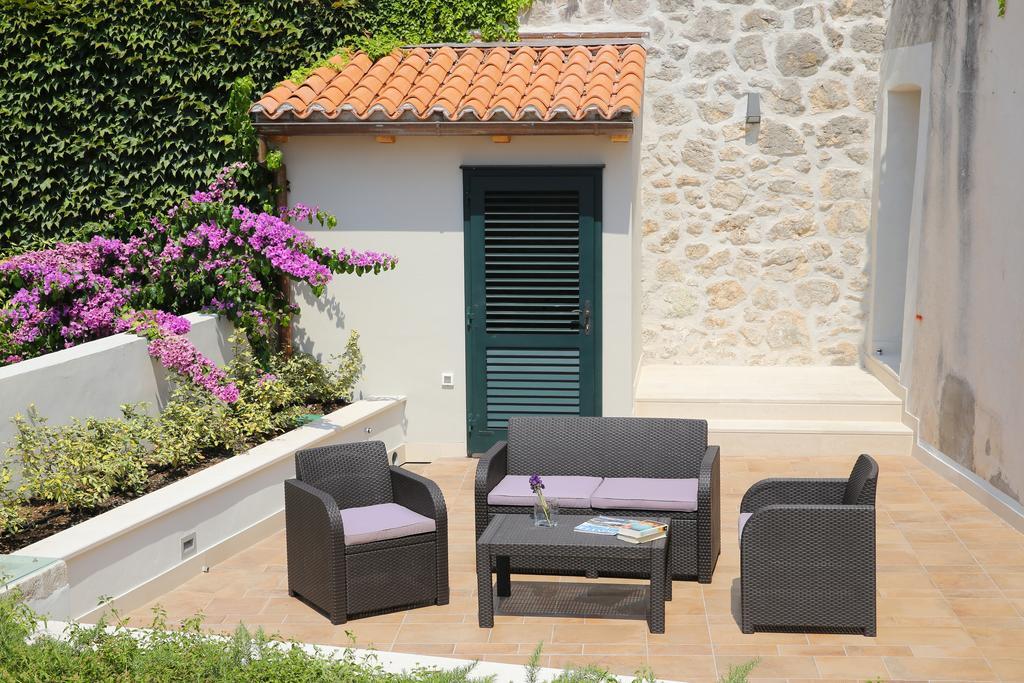 White & Co Villa And Apartments دوبروفينك الغرفة الصورة