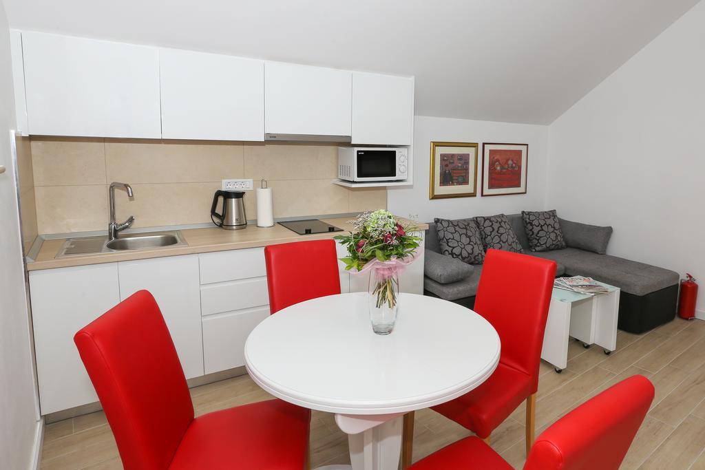 White & Co Villa And Apartments دوبروفينك الغرفة الصورة